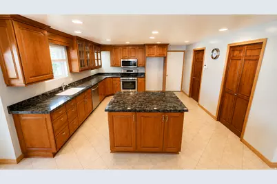 8590 S Snowville Dr, Sandy, UT 84093 - Photo 5