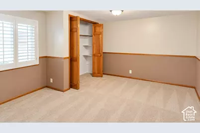 8590 S Snowville Dr, Sandy, UT 84093 - Photo 27