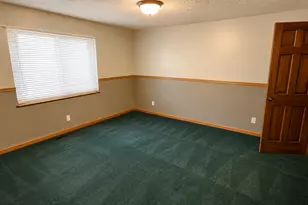 8590 S Snowville Dr, Sandy, UT 84093 - Photo 23