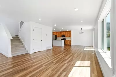 94 E 520 N, Providence, UT 84332 - Photo 5