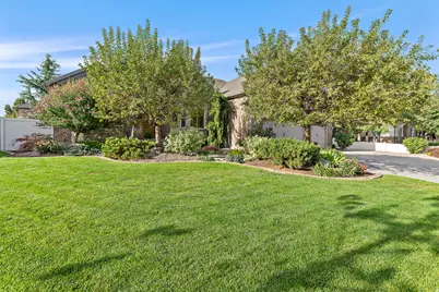 552 E Johns Way S, Sandy, UT 84070 - Photo 3