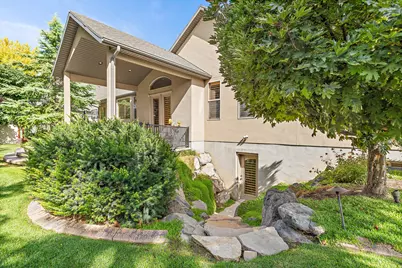 552 E Johns Way S, Sandy, UT 84070 - Photo 61