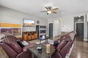 4841 N Goosefoot Dr W, Eagle Mountain, UT 84005 - Photo 9