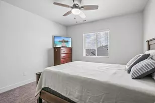 4841 N Goosefoot Dr W, Eagle Mountain, UT 84005 - Photo 23