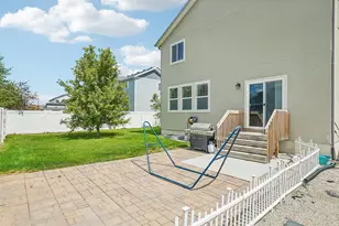 4841 N Goosefoot Dr W, Eagle Mountain, UT 84005 - Photo 37