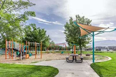 961 N Abbey Dr, North Salt Lake, UT 84054 - Photo 45