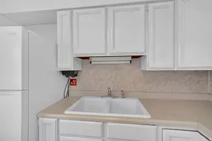 395 W 400 N, Orem, UT 84057 - Photo 13