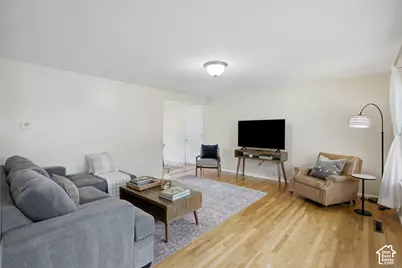 625 S 1350 E, Provo, UT 84606 - Photo 13