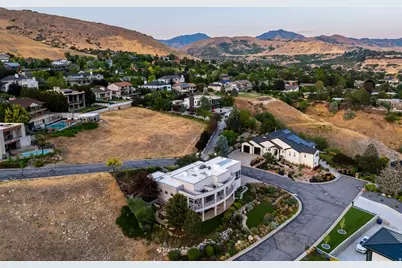 815 N Sandhurst Dr, Salt Lake City, UT 84103 - Photo 87