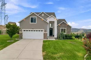 9023 N Kilkenny Way, Eagle Mountain, UT 84005 - Photo 13