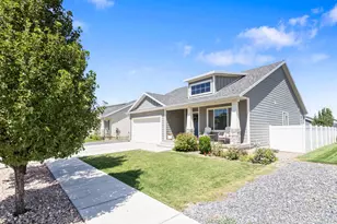 91 E Royal Land Dr, Santaquin, UT 84655 - Photo 1