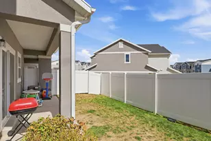 12911 S Parade Trail Ct, Riverton, UT 84096 - Photo 39