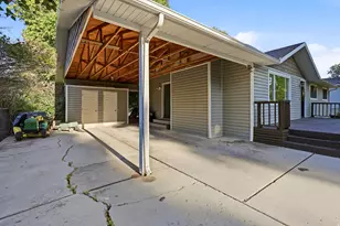 325 N 200 W, Smithfield, UT 84335 - Photo 33