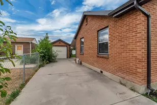 952 E 150 N, Provo, UT 84606 - Photo 17