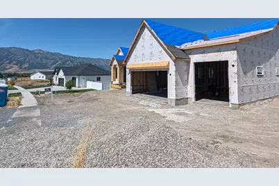 698 W 30 S, Hyrum, UT 84319 - Photo 3