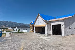 698 W 30 S, Hyrum, UT 84319 - Photo 3