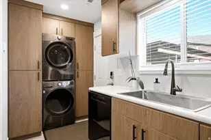 88 W 50 S, Centerville, UT 84014 - Photo 11