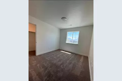 7303 N Hidden Loop Rd, Eagle Mountain, UT 84005 - Photo 11