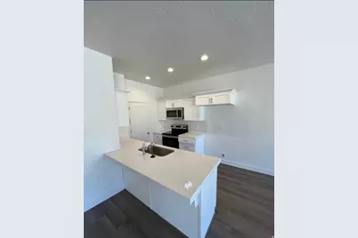 7303 N Hidden Loop Rd, Eagle Mountain, UT 84005 - Photo 5