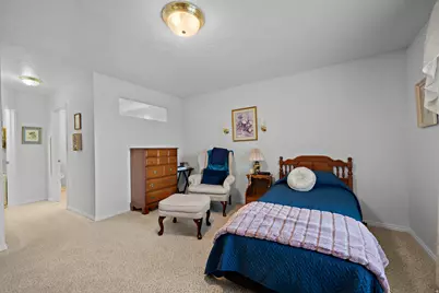 166 S Ridgeview Dr, Orem, UT 84058 - Photo 15