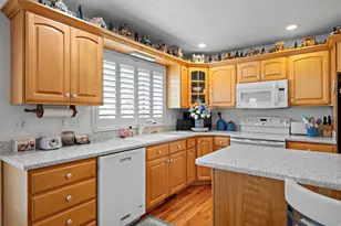 166 S Ridgeview Dr, Orem, UT 84058 - Photo 11