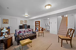 166 S Ridgeview Dr, Orem, UT 84058 - Photo 23