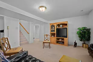 166 S Ridgeview Dr, Orem, UT 84058 - Photo 25