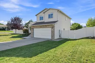 8168 S 2620 W, West Jordan, UT 84088 - Photo 3