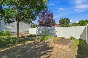 8168 S 2620 W, West Jordan, UT 84088 - Photo 37