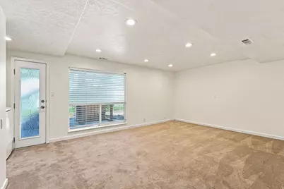 10324 S 2505 E, Sandy, UT 84092 - Photo 27