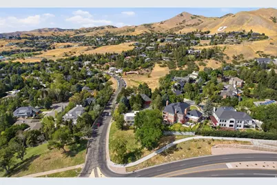 1704 E Fort Douglas Cir, Salt Lake City, UT 84103 - Photo 71