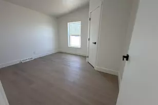 466 W 2000 S, Vernal, UT 84078 - Photo 13