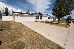 466 W 2000 S, Vernal, UT 84078 - Photo 1