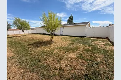 466 W 2000 S, Vernal, UT 84078 - Photo 17