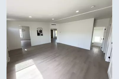 466 W 2000 S, Vernal, UT 84078 - Photo 3