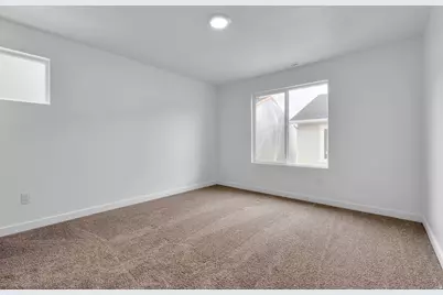 1650 N Black Gold Ave #1371, Tooele, UT 84074 - Photo 17