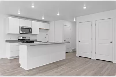 1650 N Black Gold Ave #1371, Tooele, UT 84074 - Photo 3