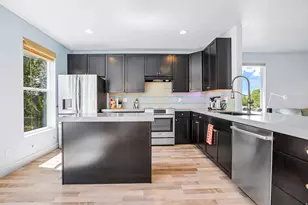 669 E Falconer Ct S, Draper, UT 84020 - Photo 9