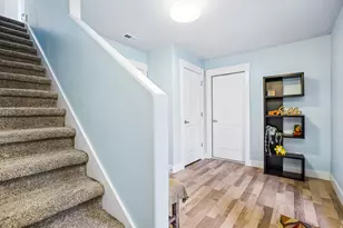 669 E Falconer Ct S, Draper, UT 84020 - Photo 7