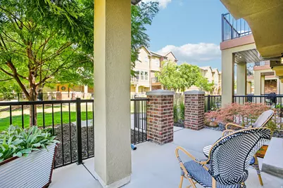 669 E Falconer Ct S, Draper, UT 84020 - Photo 5