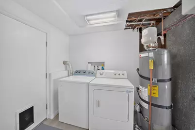 2810 W 7268 S, West Jordan, UT 84084 - Photo 17