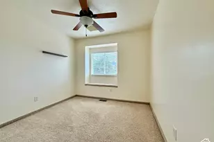 1139 E Meadow Way Dr, Layton, UT 84041 - Photo 21