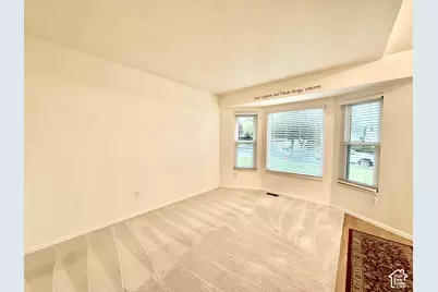 1139 E Meadow Way Dr, Layton, UT 84041 - Photo 9