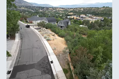 10156 S Majestic Canyon Rd E, Sandy, UT 84092 - Photo 17