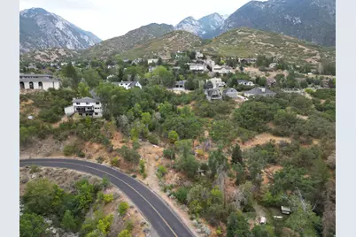 10156 S Majestic Canyon Rd E, Sandy, UT 84092 - Photo 5