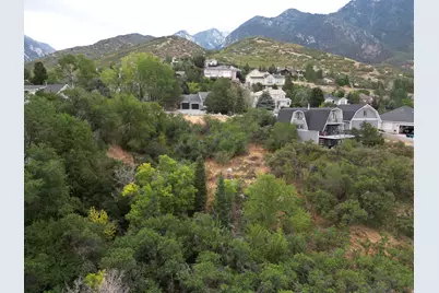 10156 S Majestic Canyon Rd E, Sandy, UT 84092 - Photo 33