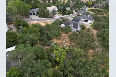 10156 S Majestic Canyon Rd E, Sandy, UT 84092 - Photo 25