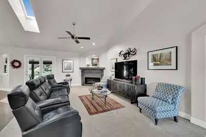 10098 S 3490 W, South Jordan, UT 84095 - Photo 9