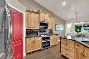 10098 S 3490 W, South Jordan, UT 84095 - Photo 11
