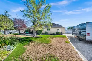 10098 S 3490 W, South Jordan, UT 84095 - Photo 35
